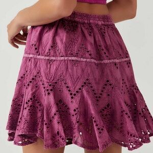 FREE PEOPLE Serenity Eyelet Mini Skirt Skort in Dreamy Mulberry M